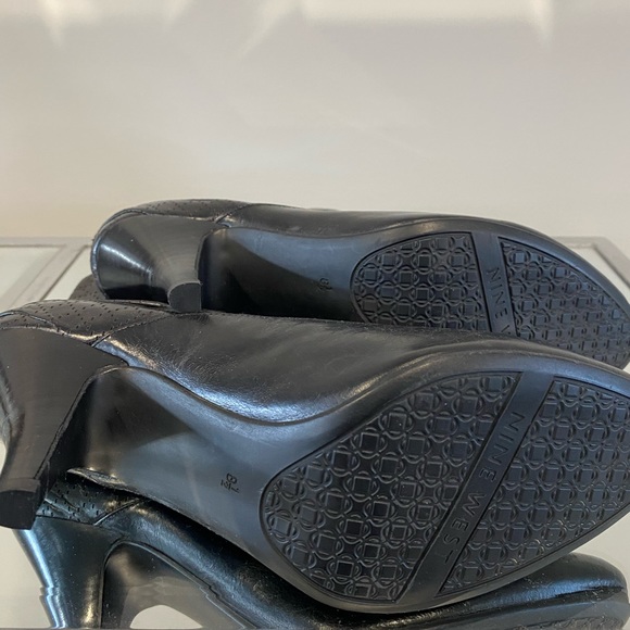 NWOT Nine West booties. Black leather, size 8.5 - Picture 5 of 6